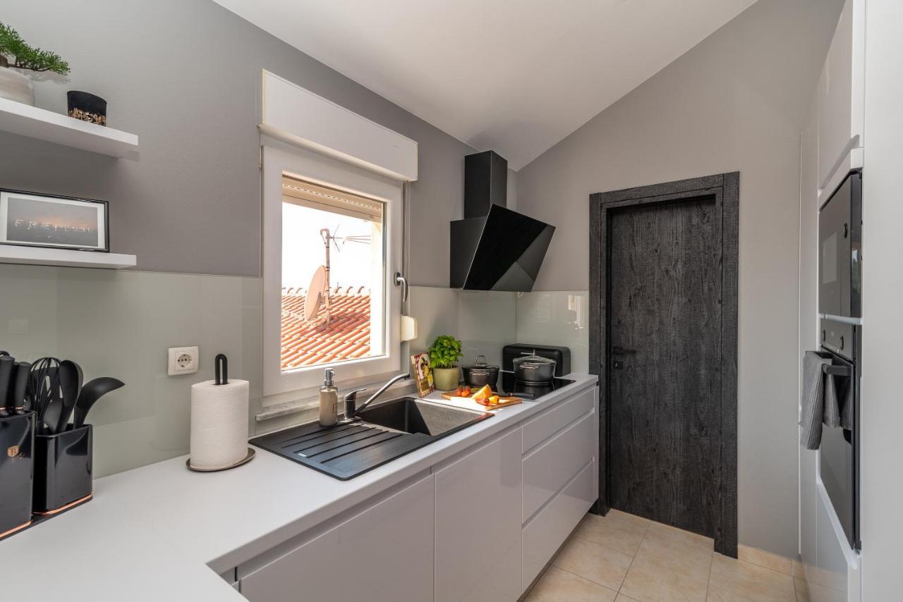 Apartment No. 8 Trogir Zewnętrze zdjęcie
